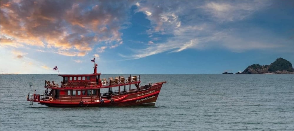 Siam Sea-Cret Cruise Hua Hin tour in Hua Hin & Cha-Am