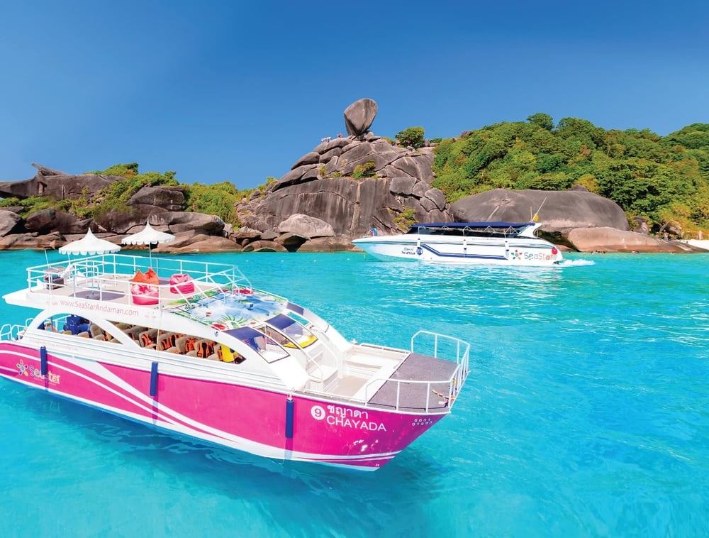 Similan Island Trip by Speed Catamaran 2 storeys (SeaStar) tour in Khao Lak · Thap Lamu