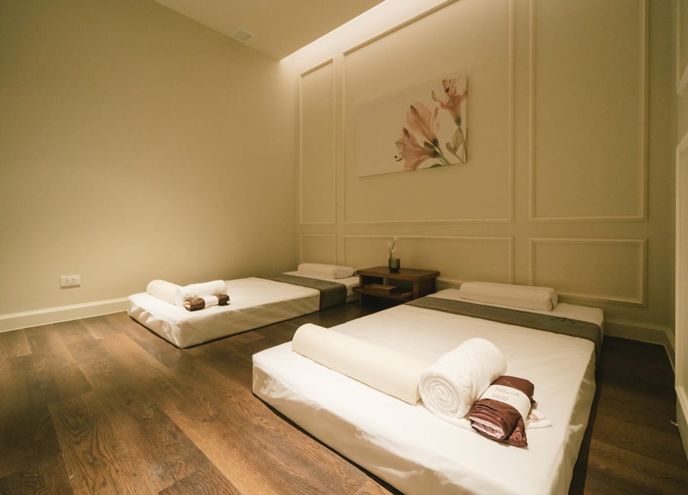 Let's Relax Spa at Grande Centre Point Surawong spa in Bangkok Saphan Taksin · Chao Phraya Riverside