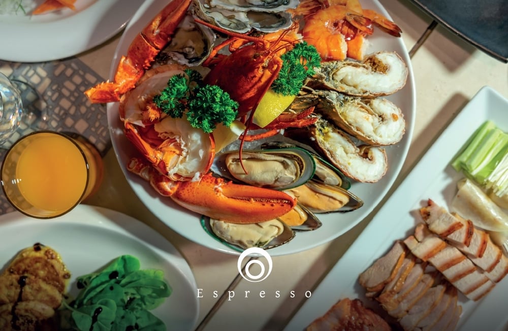 Lunch & Dinner Buffet at Espresso by InterContinental Bangkok dinner cruise in Bangkok hotel buffets