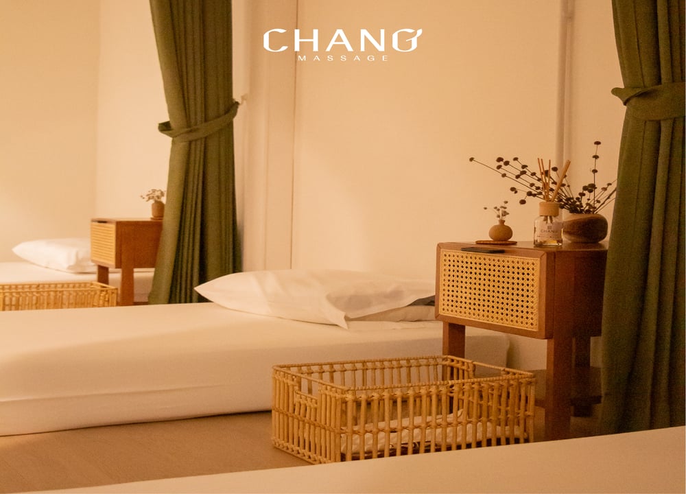Chang Massage spa in Bangkok Silom · Surawong