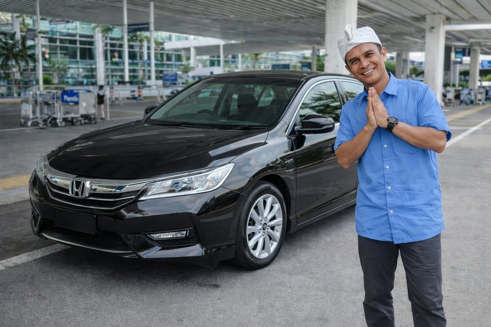 [Indonesia/Bali] Bali Airport Pickup/Drop-off Small Vehicle Service(1~3 Persons)