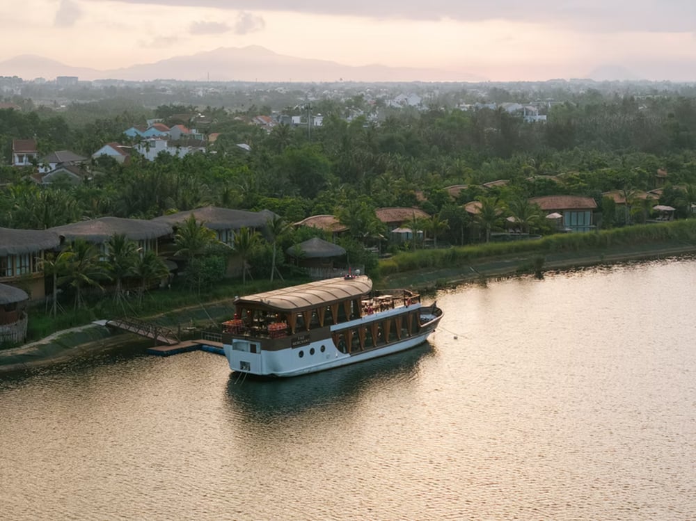 The Merchant River Cruise & Restaurant
