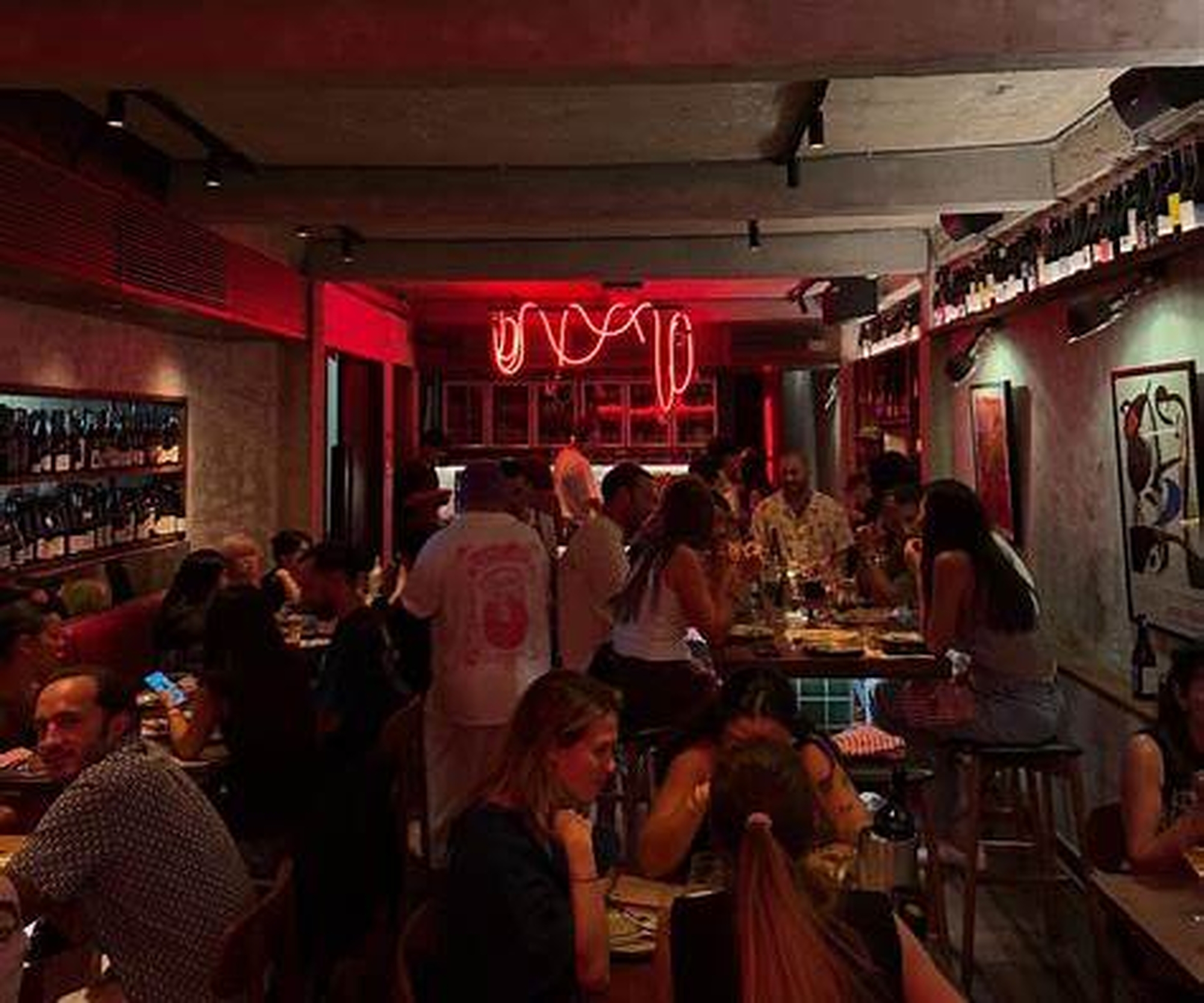 모드 카우 와인 바