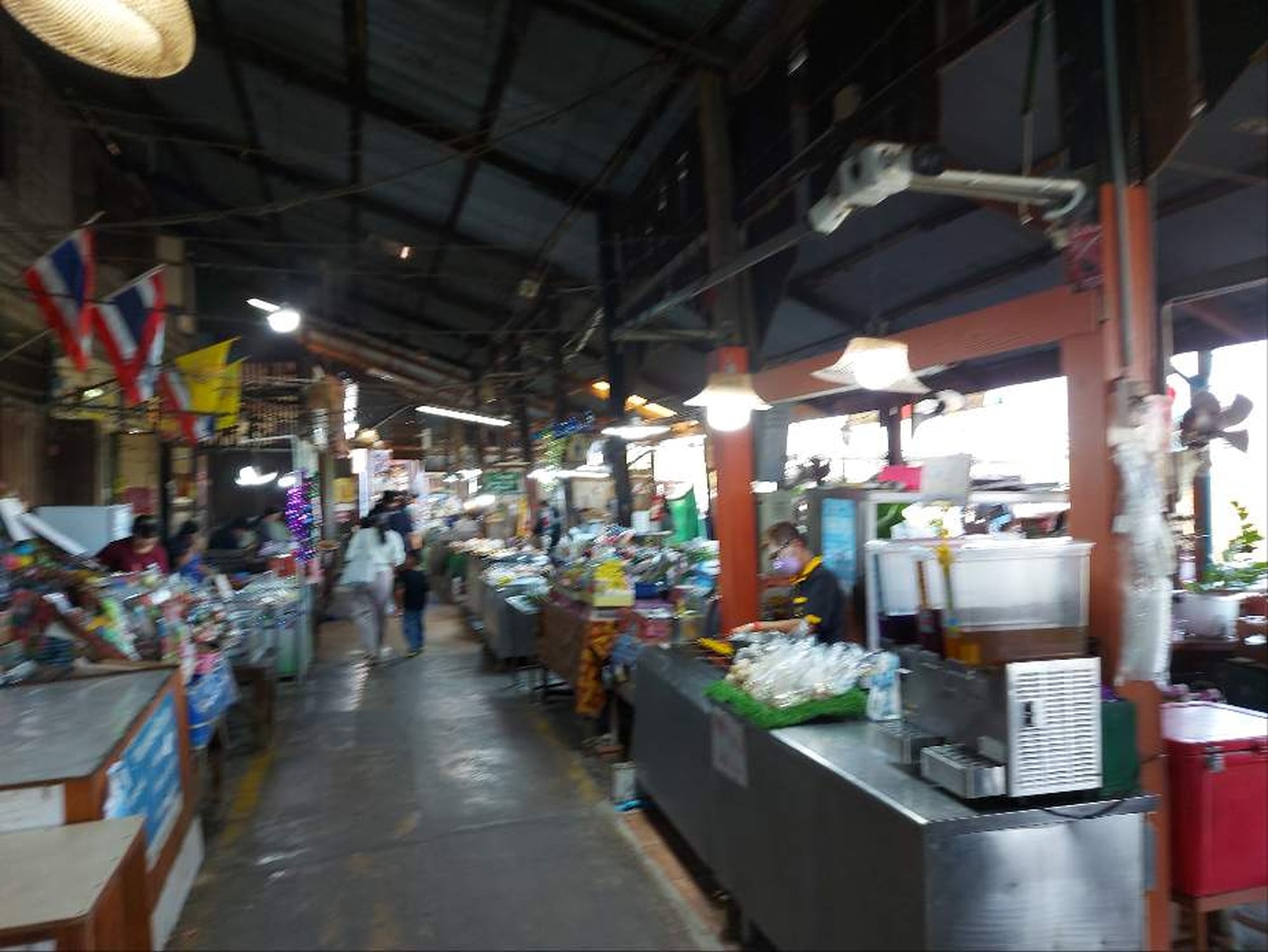 끄렁 수안 100년 시장