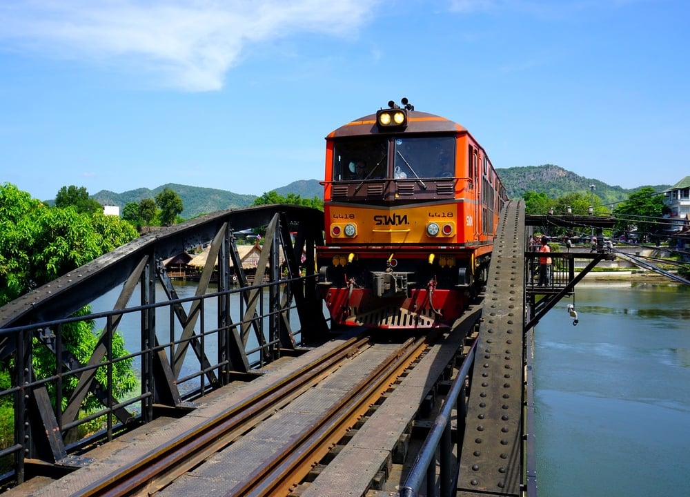 [Bangkok] Kanchanaburi River kwai & Bamboo Raft & Elephant tour in Kanchanaburi