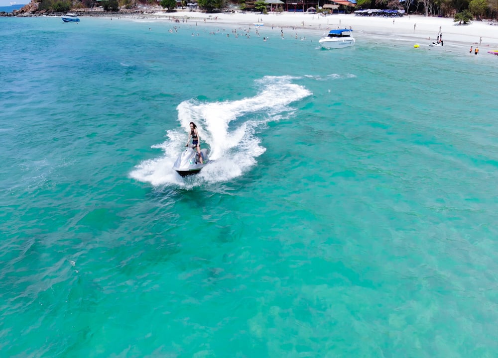 Pattaya Activities One Day Adventure Tour (Pattaya Adventure) tour in Koh Larn from Pattaya