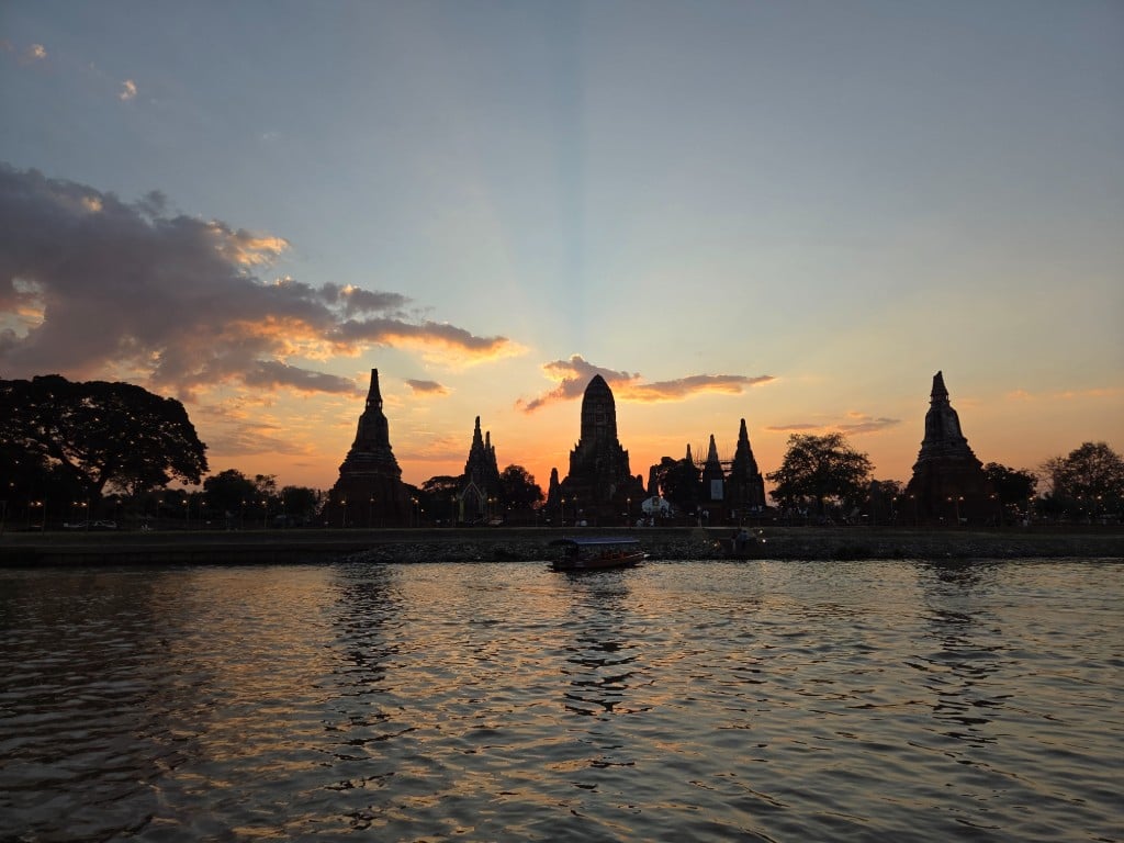 연동사 리뷰 이미지