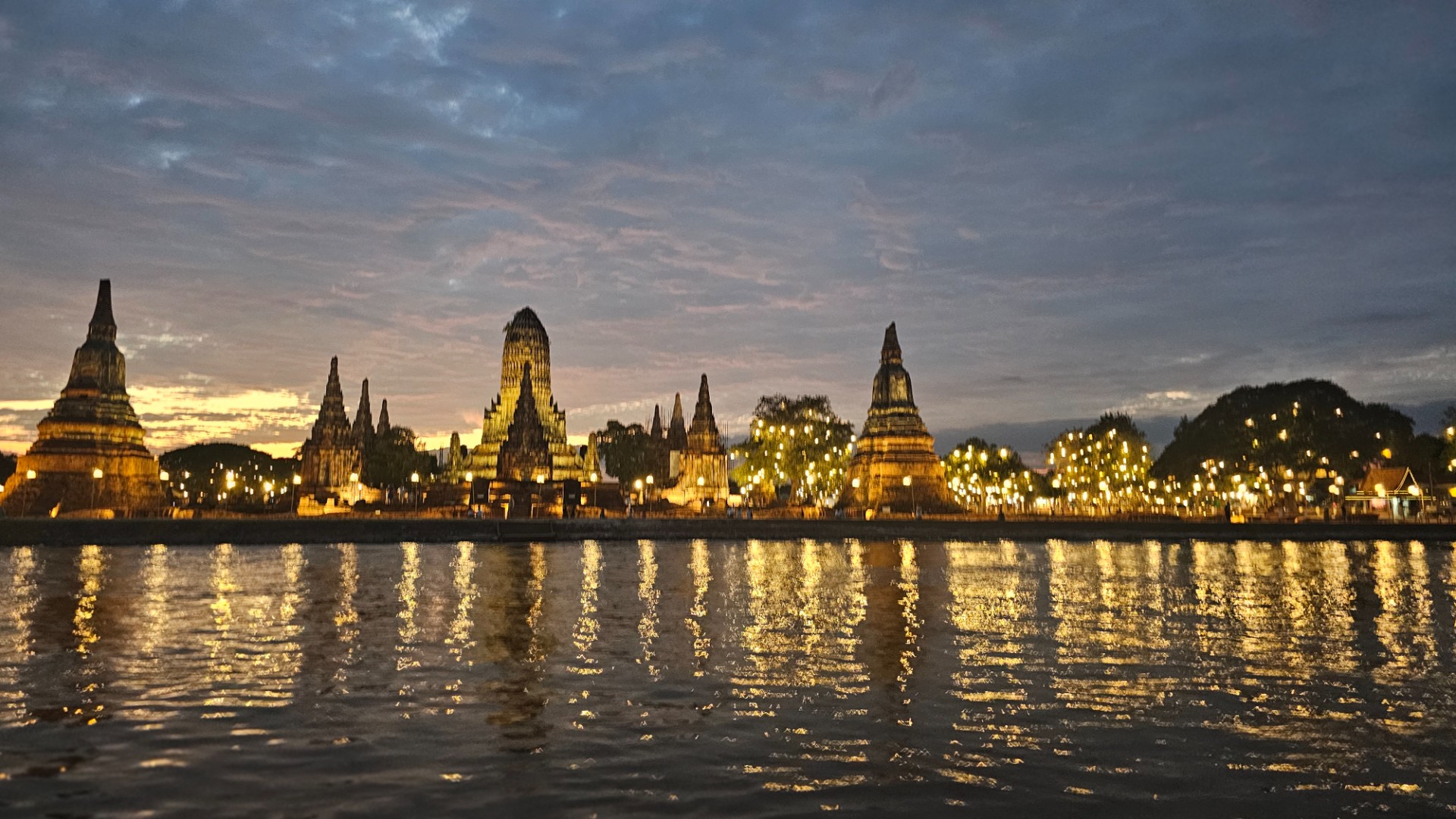 연동사 리뷰 이미지